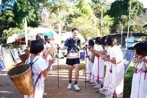 BIB: 3570
                            <button type="button" onclick="openModal(19063297)" class="btn btn-primary btn-sm float-right btn-popup" data-toggle="modal" data-target=".modal-high-quality">
                        <i class="fas fa-shopping-cart"></i> Add to Cart
                    </button>
                                            <button type="button" onclick="isThisMe(19063297, true)" class="btn btn-success btn-sm float-right btn-popup btn-isme hidden" data-toggle="tooltip" data-placement="bottom" title="นี่คือรูปของคุณใช่ไหม คลิกที่นี่เพื่อเอาเข้าอัลบั้ม">
                        <i class="fas fa-plus"></i> Add to album
                    </button>
                    <button type="button" onclick="isThisMe(19063297, false)" class="btn btn-warning btn-sm float-right btn-popup btn-isnotme hidden">
                        <i class="fas fa-ban"></i> Remove from album
                    </button>